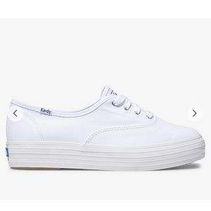 Keds triple sneaker white New in Box